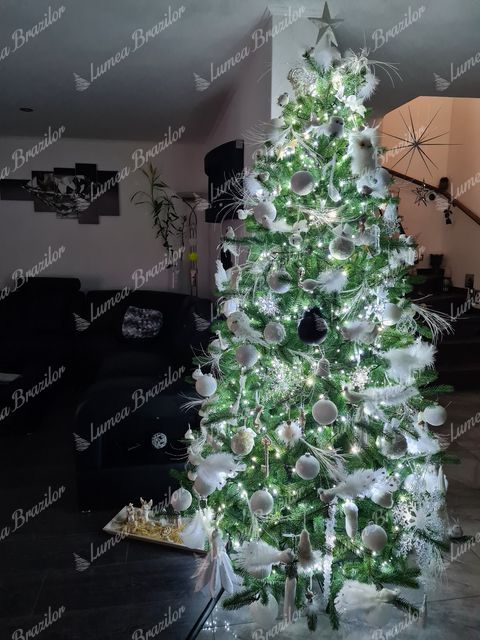 brad impodobit cu alb - Brad de Crăciun artificial FULL 3D Molid Finlandez 240cm