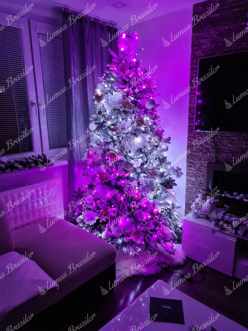 Luminițe LED colorate Twinkly pentru pomul de Crăciun