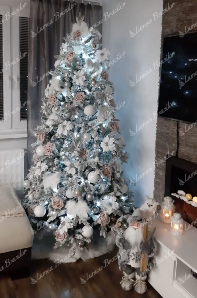 Pom de Crăciun artificial 3D Molid Royal 210cm