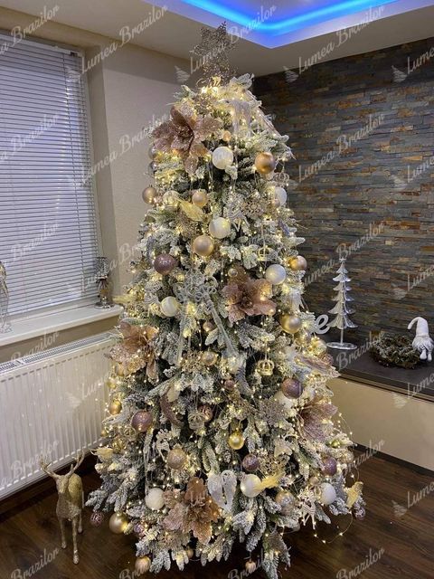 brad alb impodobit - Pom de Crăciun artificial 3D Molid Royal 240cm