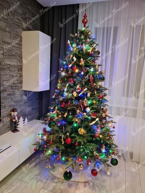 brad impodobit rosu cu auriu - Brad de Crăciun artificial FULL 3D Caucazian 210cm