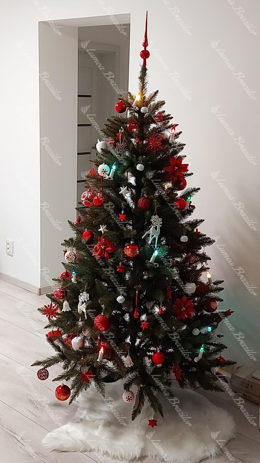 brad impodobit cu rosu - Pom de Crăciun artificial Molid Norvegian 180cm
