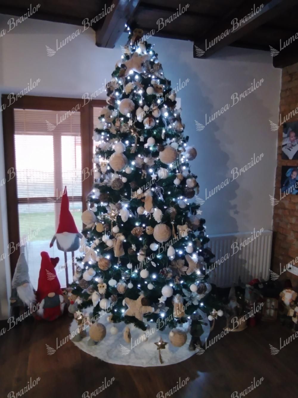 brad impodobit cu alb - Pom de Crăciun artificial Pin Natural 250cm